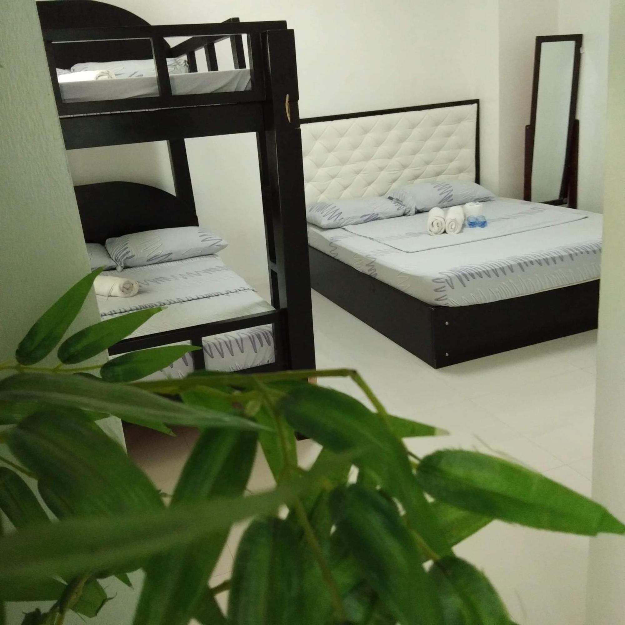 N&J Lopez Lodging House Пасай Номер фото